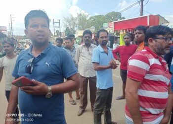 ହିନ୍ଦୁ ଦେବାଦେବୀ କୁ ସୋସିଆଲ ମିଡ଼ିଆ ରେ ଅଶ୍ଳୀଳ ମନ୍ତବ୍ୟ ପୋଷ୍ଟ କୁ ନେଇ ଚାପା ଉତ୍ତେଜନା : ବାଲିଗୁଡାରେ ଦୋକାନ ବଜାର ବନ୍ଦ