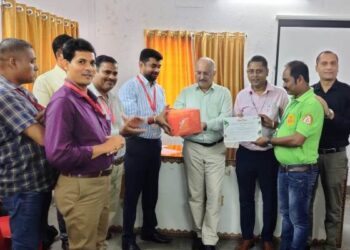 ନୟାଗଡ଼ରେ ୧୦୮ ଆମ୍ବୁଲାନ୍ସ କର୍ମଚାରୀ ମାନଙ୍କୁନେଇ ଟାଉନ ହଲ୍ ବୈଠକ ଅନୁଷ୍ଠିତ