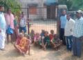 ଭୂମିହୀନ ଙ୍କୁ ମିଳୁନାହିଁ ଜମି ; ବରପାଲି କୁସନପୁରୀ ରାଜସ୍ୱ ନିରୀକ୍ଷକ ଙ୍କ ଅଫିସରେ ତାଲା