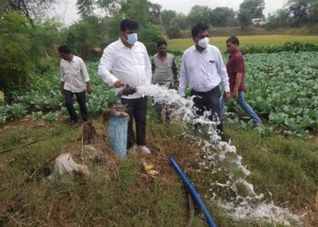 ଉଠା ଜଳସେଚନ ନିଗମ ଅଧ୍ୟକ୍ଷ ଅମରେଶ ପତ୍ରୀଙ୍କ କଳାହାଣ୍ଡି ଜିଲ୍ଲା ଭବାନୀପାଟଣା ଡିଭିଜନ ଗସ୍ତ : ୫-ଟି ଆଧାରରେ ସ୍ୱଚ୍ଛତା ବଜାୟ ରଖି ନିର୍ଦ୍ଧାରିତ ସମୟ ମଧ୍ୟରେ ପ୍ରକଳ୍ପ କାର୍ଯ୍ୟ ସାରିବାକୁ ନିର୍ଦ୍ଦେଶ