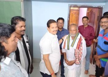 ବିଜେଡ଼ି ରେ ଯୋଗଦେଲେ ୱାର୍ଡ ସଭ୍ୟ ତ୍ରିନାଥ କଅଁର