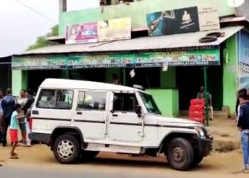 ଡକାୟତ ଘଟଣା : ରାତିରେ ଛୁରୀ ଦେଖାଇ ଲୁଟିନେଲେ ୧୨ ଭରି ସୁନା ଓ ୫ ଲକ୍ଷ ଟଙ୍କା