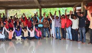 ହାତ ,ଶଙ୍ଖ ଛାଡ଼ି ପଦ୍ମ ଧରିଲେ ୧୦୦କର୍ମୀ : ପଞ୍ଚାୟତ ନିର୍ବାଚନ ନେଇ ବିଜେପି ଦଳର ପ୍ରସ୍ତୁତି ବୈଠକ