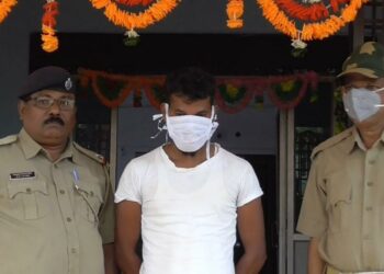 ଧମକଚମକ ସହ ଜୀବନରୁ ମାରି ଦେବା ଅଭିଯୋଗରେ ଜଣେ ଯୁବକ ଗିରଫ