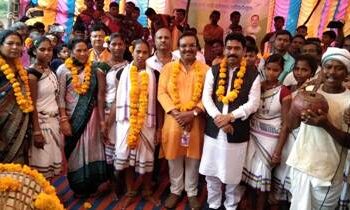 ବୈପାରିଗୁଡାର ମିନରବାଲି ଠାରେ ବିଜୁ ଜନତା ଦଳର କର୍ମୀ ସମ୍ମିଳନୀ,ବ୍ଲକର କୌଣସି ନେତାଙ୍କ ଦେଖାନାହିଁ – ବିଜେଡି ଦଳରେ ସାମିଲ ହେଲେ ୫୦ରୁ ଉର୍ଦ୍ଧ