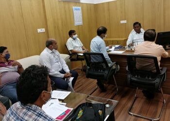 ବ୍ରହ୍ମଗିରି ନିର୍ବାଚନ ମଣ୍ଡଳୀର ବିଭିନ୍ନ ସେତୁ ଓ ରାସ୍ତା ନିର୍ମାଣ ନେଇ ଉଚ୍ଚସ୍ତରୀୟ ସମୀକ୍ଷା ବୈଠକ ନିର୍ମାଣ କାର୍ଯ୍ୟ ତ୍ୱରାନ୍ୱିତ କରିବା ଉପରେ ଶ୍ରୀ ଦାସର୍ବାଙ୍କ ଗୁରୁତ୍ୱ