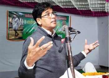 ଗାନ୍ଧି ମରିନାହିଁ, ଲଢ଼େଇ ସରିନାହିଁ : ଅରୁଣ