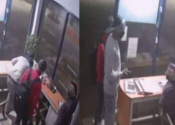 ବାଲେଶ୍ୱର ଜିଲ୍ଲା ସୋର ଥାନା : ଉତ୍ତରଶ୍ୱର ଛକ ନିକଟରେ ଥିବା – ପେଟ୍ରୋଲ ପମ୍ପରୁ  ବନ୍ଧୁକ ଦେଖାଇ ଲକ୍ଷାଧୀକ ଟଙ୍କା ଲୁଟ୍‌