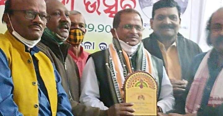 ଆର ଡି ସି ଙ୍କୁ ସମର୍ଦ୍ଧନା – ବରଗଡ଼