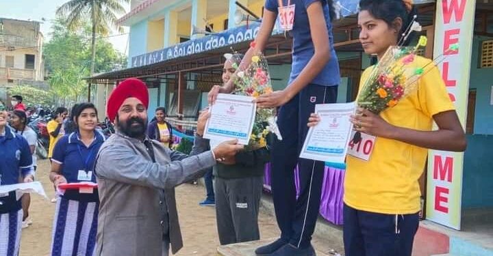 ବରଗଡ ଜିଲ୍ଲା କ୍ରୀଡା ପ୍ରତିଯୋଗିତା ଉଦଯାପିତ : ୫୦୦ ରୁ ଉର୍ଦ୍ଧ୍ବ ପ୍ରତିଯୋଗୀ ଅଂଶଗ୍ରହଣ