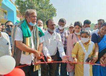 ଭୁବନେଶ୍ୱର ଏକାମ୍ର ନିର୍ବାଚନ ମଣ୍ଡଳୀ ଧଉଳି ଗ୍ରାମ ପଞ୍ଚାୟତରେ ୨ କୋଟି ଟଙ୍କାର ପ୍ରକଳ୍ପ କୁ ସ୍ଥାନୀୟ ବିଧାୟକ ତଥା ମନ୍ତ୍ରୀ ଅଶୋକ ଚନ୍ଦ୍ର ପଣ୍ଡା ଶୁଭାରମ୍ଭ କରିଛନ୍ତି