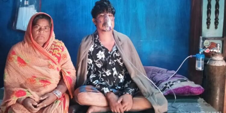 ବ୍ରହ୍ମପୁର ବଡ଼ମେଡିକାଲ୍ ରେ ଚିକିତ୍ସା ପରେ : ଅର୍ଥ ଅଭାବରୁ ମୃତ୍ୟୁସହ ସଂଗ୍ରାମ କରୁଛି – ରବି ସେଠୀ