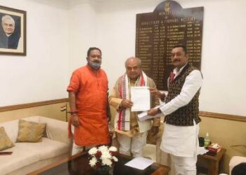 ବୀମା କଂପାନି ବିରୋଧରେ କେନ୍ଦ୍ର କୃଷିମନ୍ତ୍ରୀ ଶ୍ରୀ ନରେନ୍ଦ୍ର ସିଂ ତୋମର ଙ୍କ ଠାରେ ଫେରାଦ ହେଲା ବିଜେପି କୃଷକ