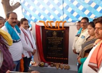 ଶହ ଶହ ଲୋକଙ୍କ ଙ୍କ ଗମନା ଗମନ ସମସ୍ୟା ଦୂର କଲେ – ଦଶପଲ୍ଲା ବିଧାୟକ
