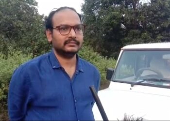 ତହସିଲଦାର ଙ୍କ ଚଢ଼ାଉ, ବାଲି,ପଥର ଚୋରା ଚାଲାଣ କାରୀ ଙ୍କ ମଧ୍ୟରେ ଛନକା