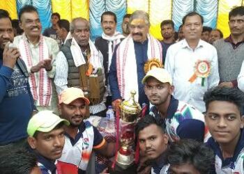 ମା’ମଙ୍ଗଳା କ୍ରିକେଟ ଟୁର୍ଣ୍ଣାମେଣ୍ଟ ଉଦଯାପିତ : ଆଇ.ଏସ.ସି.ସିକୁ ହରାଇ ବି.ଏଲ.ସି.ସି ଚମ୍ପିୟାନ