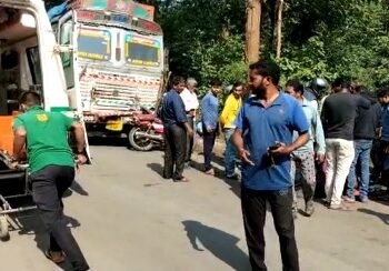 ମର୍ମନ୍ତୁଦ ସଡକ ଦୁର୍ଘଟଣା : ବାଇକକୁ ପିଟିଲା ଟ୍ରକ ବାଇକ ଚାଳକ ମୃତ