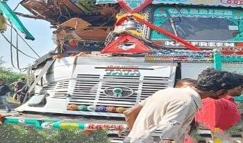 ପ୍ରଧାନ ପାଲି ଜାତୀୟ ରାଜପଥ ଉପରେ ମର୍ମନ୍ତୁଦ ସଡକ ଦୁର୍ଘଟଣା : ରାସ୍ତା ଅବରୋଧ