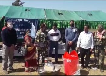 ଗାନ୍ଧୀଜୀଙ୍କ ତିରୋଧାନ ଦିବସରେ ସହିଦ ଦିବସ ପାଳନ କରିବା ସହ ବିଏସ୍ଏଫ୍ ଯବାନଙ୍କ ଜନସମ୍ପର୍କ ଶିବିର ଆୟୋଜିତ