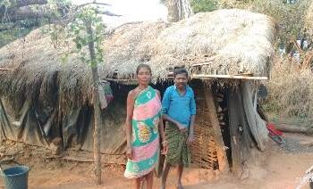 ଗରିବ ଅସହାୟ ପରିବାର ପାଇଁ ଆବାସ ଯୋଜନା ବାଟବଣା : କିଏ ବୁଝିବ ଦୁଃଖ କିଏ ଦେବ ସାହା ଭରସା