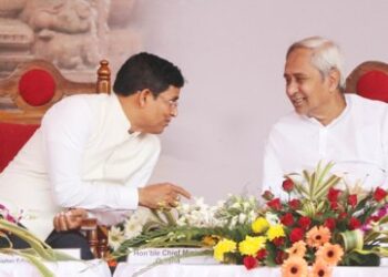 ବନ୍ଦ ଲଫାପା ର ଖେଳ : ମୁଖ୍ୟମନ୍ତ୍ରୀ ଶ୍ରୀ ନବୀନ ପଟ୍ଟନାୟକ କାହା ମୁଣ୍ଡରେ ଢାଳିବେ ସୁନା କଳସ –  ନୟାଗଡ