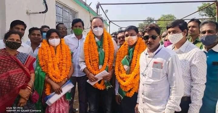 ପ୍ରବଳ ଜାଡରେ ମଧ୍ୟ ଉଷ୍ମତା ଦେଲାଣୀ ବରଗଡ଼ ପଞ୍ଚାୟତ ନିର୍ବାଚନ