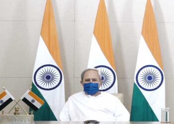 ଦୁର୍ନୀତି ଅଭିଯୁକ୍ତିଙ୍କ ବିରୁଦ୍ଧରେ କଡା କାର୍ଯ୍ୟାନୁଷ୍ଠାନ : ବରିଷ୍ଠ ଆଇ.ଏ.ଏସ୍. ବିନୋଦ କୁମାର ଚାକିରୀରୁ ବରଖାସ୍ତ