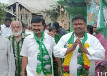 ଗୋଷାଣୀ ବ୍ଲକର ଜୋନ୍ ନଂ ୬ରେ ବିଜେଡ଼ି ଦଳର ଜିଲ୍ଲା ପରିଷଦ ପାର୍ଥି ଏସ. ବାଲାରାଜୁ ଙ୍କ ପାଇଁ ବିଜେଡ଼ି ଦଳ ପକ୍ଷରୁ ତାରନିର୍ବାଚନ ପ୍ରଚାରକୁ ଜୋରଦାର କରିଛି