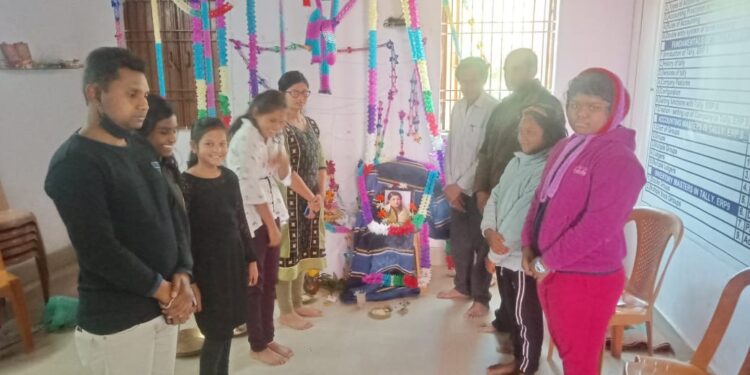 ପାହାଡି ତରଙ୍ଗ ତରଫରୁ ଲତା ମଙ୍ଗେସକରଙ୍କୁ ଶ୍ରଦ୍ଧାଞ୍ଜଳି ଅର୍ପଣ