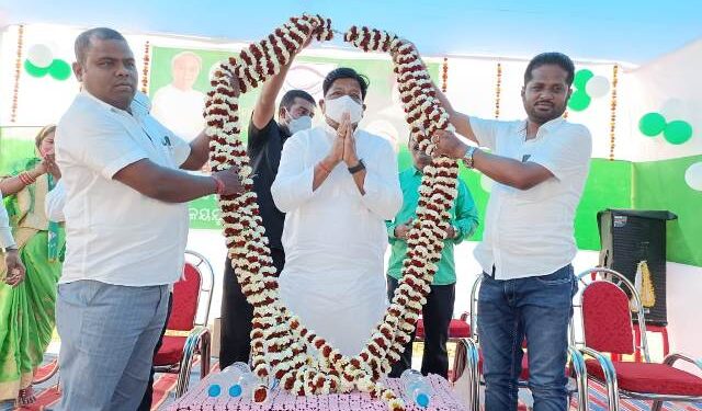 ସଭାସମିତି କୁ ଅନୁମତି ପରେ ମନ୍ତ୍ରୀ ପ୍ରତାପ ଜେନାଙ୍କ ମାହାଙ୍ଗାରେ – ମାରାଥନ ପ୍ରଚାର
