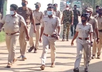 ଦେୟମୁକ୍ତ ନିର୍ବାଚନ ପାଇଁ ପୋଲିସ ପ୍ରଶାସନ ପକ୍ଷରୁ ଫ୍ଲାଗ ମାର୍ଚ୍ଚ ଆରମ୍ଭ – ଓଡ଼ଗାଁ
