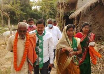 ଦଶପଲ୍ଲା ବିଧାୟକ ଙ୍କ ମାରାଥନ୍ ପ୍ରଚାର