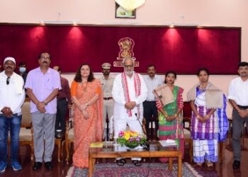 ରାଜଭବନରେ ଜନଜାତି ଶିଳ୍ପୀ ଓ କାରିଗର ସମ୍ବର୍ଦ୍ଧିତ