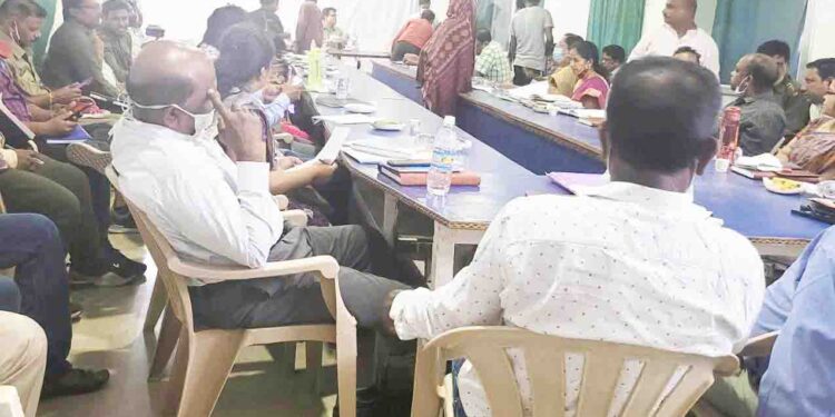 ନର୍ଲା ବ୍ଳକ ପରିସରରେ : ଜନଶୁଣାଣୀ ଶିବିର