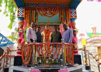 ସ୍ବଭାବ କବି ଗଙ୍ଗାଧର ମେହେରଙ୍କ ପ୍ରତିମୂର୍ତ୍ତି ଉନ୍ମୋଚିତ