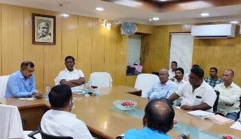 ଚିଲିକା ମତ୍ସ୍ୟଜୀବୀଙ୍କ ଜୀବନଜୀବିକାରେ ଉନ୍ନତି ନିମନ୍ତେ ଉଚ୍ଚସ୍ତରୀୟ ସମୀକ୍ଷା ବୈଠକ : ବ୍ରହ୍ମଗିରିଠାରେ ଏକ ସଚେତନତା ଶିବିର ଆୟୋଜନ କରାଯିବ – ଶ୍ରୀ ଦାସବର୍ମା