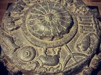 ରାଶି ନକ୍ଷତ୍ର ଚଳନ – କାଳଚକ୍ର ଘଡି, ଅମରlବତୀ, ଆନ୍ଧ୍ର ପ୍ରଦେଶ