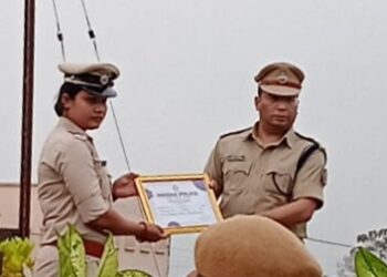 ଚାନ୍ଦପୁର ଥାନା ର ଅଞ୍ଜଳି ସାହା ଙ୍କୁ ‘ବେଷ୍ଟଏସ୍ଆଇ’ ର ମାନ୍ୟତା ପ୍ରଦାନ କଲେ – ନୟାଗଡ ଏସପି
