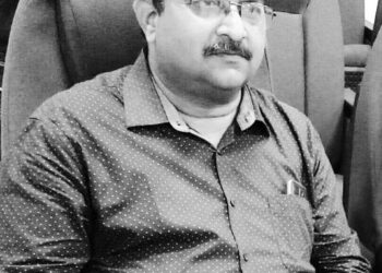 ଅସଲ ଭୋକିଲା ରାସ୍ତା ଓ ଟିଭି ସାମ୍ନାରେ ମିଳନ୍ତି …? ବସ୍ତି ରେ ନୁହେଁ .