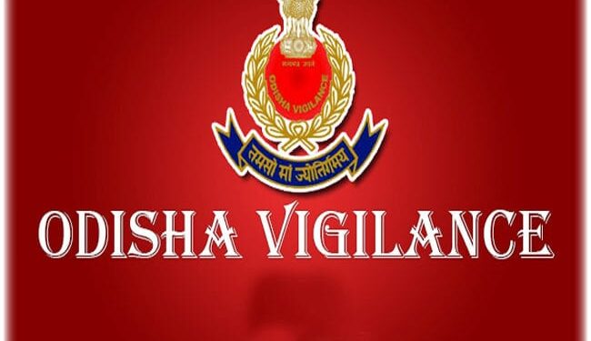 ବିଦ୍ୟାଳୟ ର ଟଙ୍କା ଖାଇଗଲେ ; କୋର୍ଟ ଶୁଣାଇଲେ ୨ ବର୍ଷ ସଶ୍ରମ ଜେଲ୍ ଦଣ୍ଡ ଓ ୩୦ ହଜାର ଟଙ୍କା ଜୋରିମାନା 