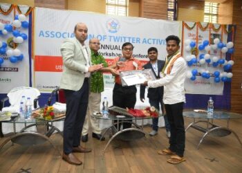 ଟ୍ବିଟ୍ କରି ରାଜ୍ୟସ୍ତରୀୟ ପ୍ରତିଯୋଗିତା ରେ ପୁରସ୍କାର ପାଇଲେ ବିଜୟ     