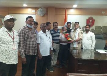 କଟକ ମୋଟର କର୍ମଚାରୀ ୟୁନିଅନ୍ ପକ୍ଷରୁ କଟକ ଡିସିପିଙ୍କୁ ସ୍ବାଗତ ସମ୍ବର୍ଦ୍ଧନା