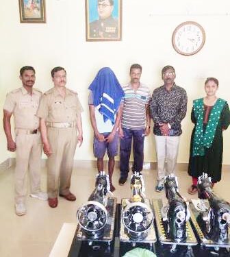ଚାନ୍ଦପୁରରେ ଲୁଟେରାଙ୍କ ଠାରୁ ନୂଆ ସିଲେଇ ମେସିନ୍ ଜବତ ଓ ଜଣେ ଗିରଫ