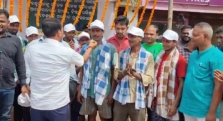 ଚାନ୍ଦପୁର ଅଗ୍ରଣୀ ସ୍ବେଛାସେବୀ ସଂଗଠନ ପକ୍ଷରୁ ଶ୍ରମିକ ଦିବସ ପାଳିତ