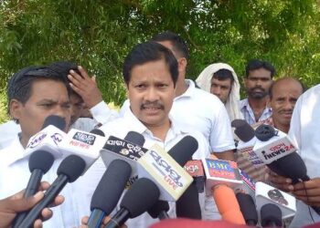 କାଳିଆମ୍ବା ଡ୍ୟାମ ଭିତ୍ତି ପ୍ରସ୍ତର ସ୍ଥାପନ କଲେ ଦଶପଲ୍ଲା ବିଧାୟକ