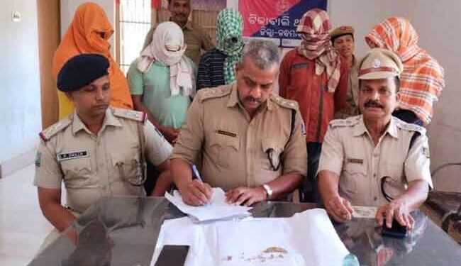 ମୋବାଇଲ ଫୋନର କରାମତି : ପାଞ୍ଚ ଜଣିଆ ଡକାୟତ ଗ୍ୟାଙ୍ଗକୁ ବାନ୍ଧିଲା ଟିକାବାଲି ପୁଲିସ