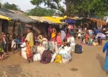 ଦାଦନ ଶ୍ରମିକ ର କରୁଣ କାହାଣୀ : ୪୦ ଜଣ ଦାଦନ ଶ୍ରମିକ ଙ୍କ ଟଙ୍କା ଖାଇ – ଦଲାଲ ହେଲେ ମାଲେମାଲ