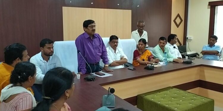 ବୈପାରିଗୁଡା ବ୍ଳକରେ ଭୀମଭୋଇ ଭିନ୍ନକ୍ଷମ : ସାମର୍ଥ୍ୟ ଶିବିର କାର୍ଯ୍ୟକ୍ରମ ପାଇଁ ପ୍ରସ୍ତୁତି – ବୈଠକ