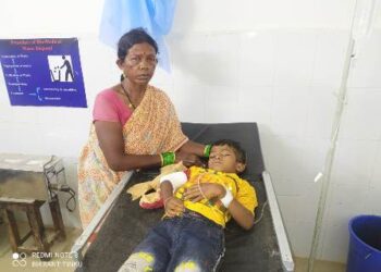 ବାଇକ ଦୁର୍ଘଟଣା ଘଟି ରାସ୍ତାରେ ପଡିଥିବା ଲୋକ ଙ୍କୁ ଉଦ୍ଧାର କଲେ – ଡିଏସପି ବିରଞ୍ଚି 