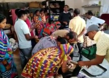 ମଧ୍ୟାହ୍ନ ଭୋଜନରେ ପୋକରା ଚାଉଳ ପରେ – ଏବେ ପ୍ଲାଷ୍ଟିକ ଚାଉଳ